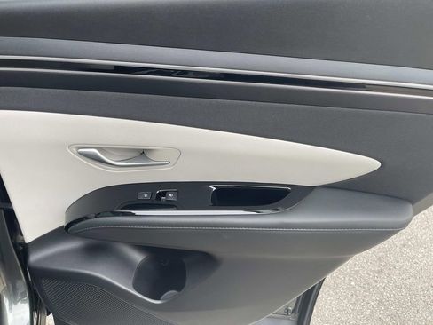 Certified 2022 Hyundai Tucson Limited FWD image 23