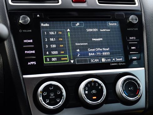 Used 2015 Subaru Impreza 2.0i Sport Premium image 10