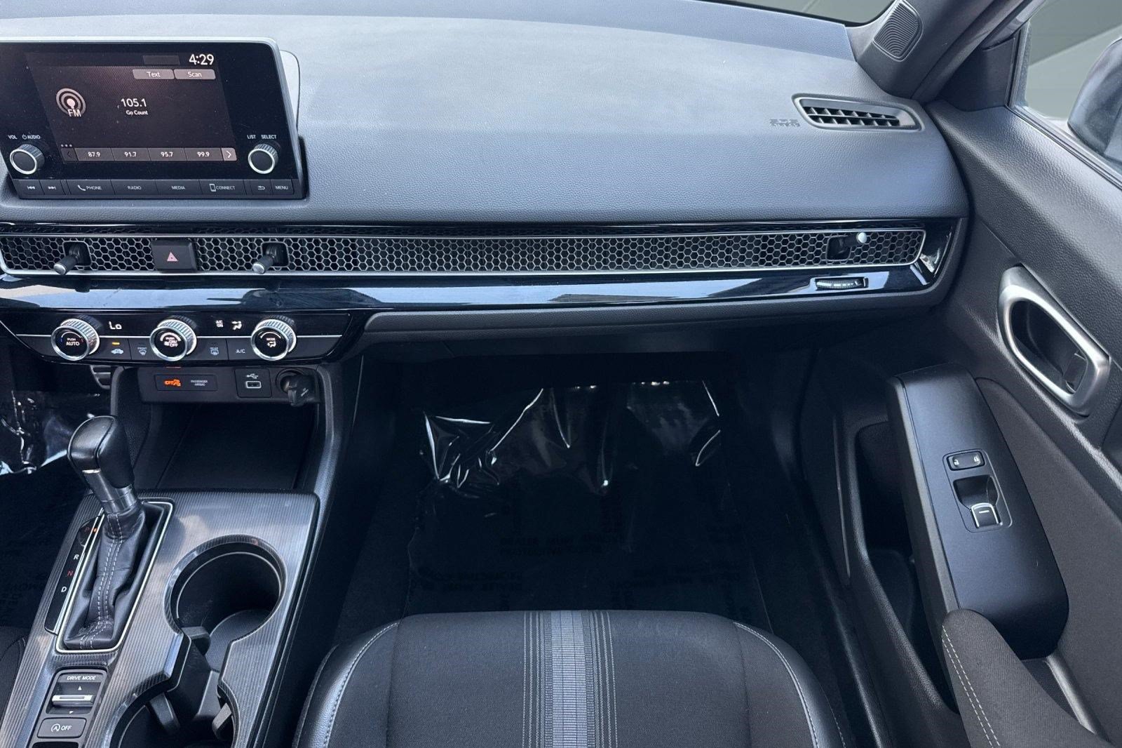 Used 2023 Honda Civic Sport image 30