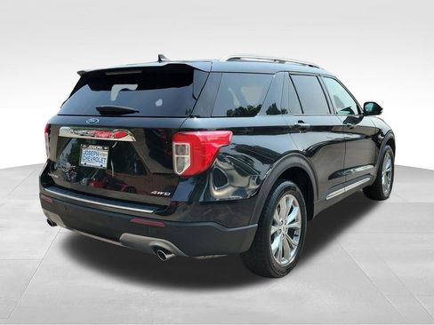 Used 2023 Ford Explorer Limited w/ Equipment Group 301A AWD/4WD image 4
