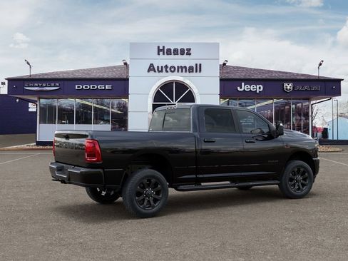 New 2026 RAM 3500 Laramie AWD/4WD image 4
