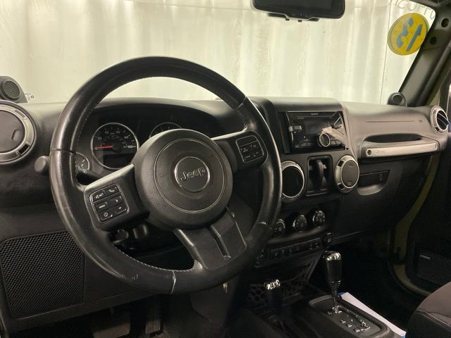 Used 2013 Jeep Wrangler Sahara w/ Connectivity Group AWD/4WD image 18