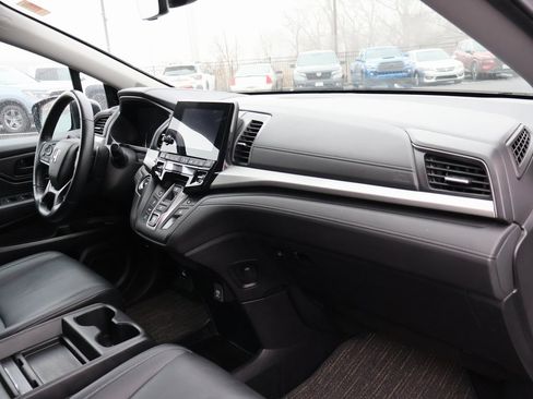 Certified 2024 Honda Odyssey EX-L image 9