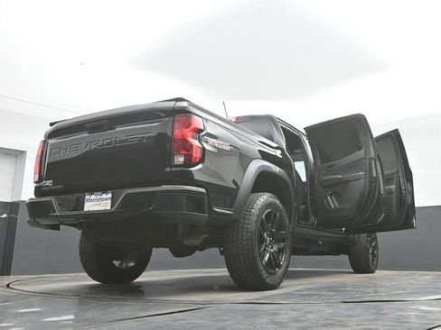 Used 2023 Chevrolet Colorado Trail Boss w/ Technology Package AWD/4WD image 51