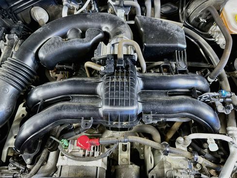 Used 2015 Subaru Forester 2.5i Limited image 29