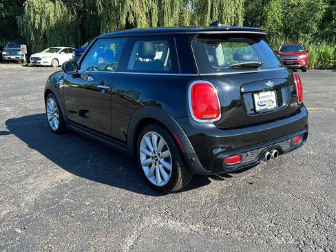 Used 2018 MINI Cooper S FWD image 5
