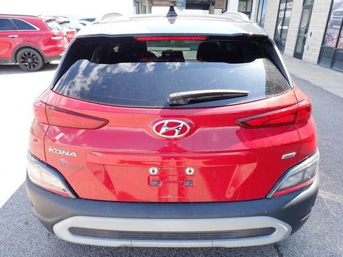 Used 2023 Hyundai Kona SEL AWD/4WD image 3