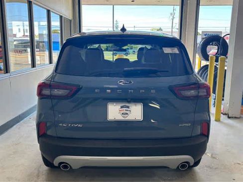 New 2025 Ford Escape Active w/ Cold Weather Package image 5