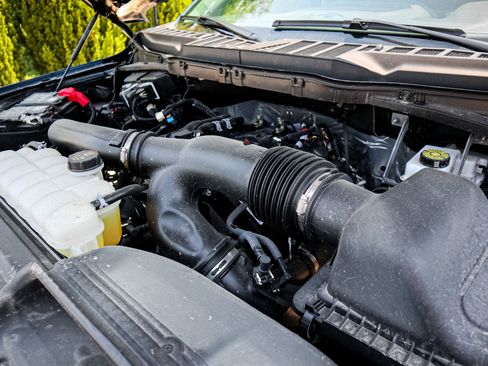 Used 2025 Ford F150 XLT w/ Equipment Group 301A Standard AWD/4WD image 32