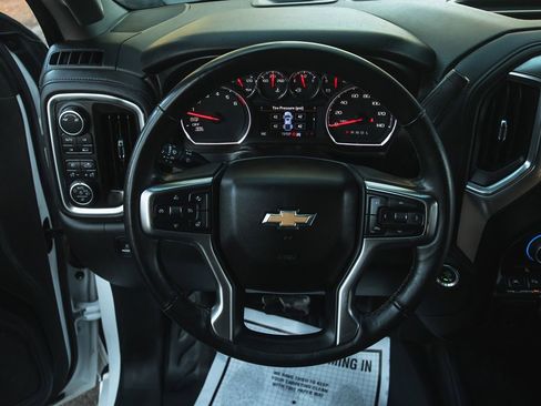 Used 2019 Chevrolet Silverado 1500 LT w/ Convenience Package image 26