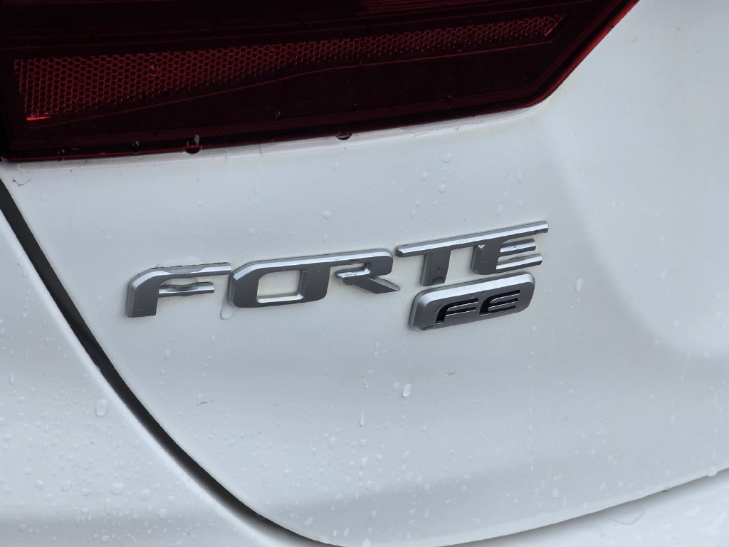 Used 2022 Kia Forte Sedan FWD image 23