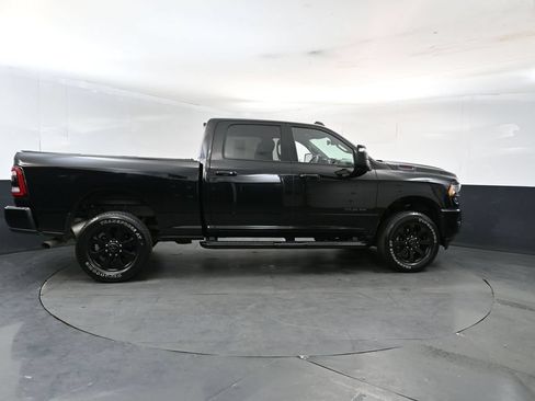 Used 2024 RAM 2500 Big Horn w/ Night Edition AWD/4WD image 6