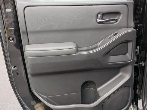 Certified 2024 Nissan Frontier SL w/ Technology Package RWD image 26