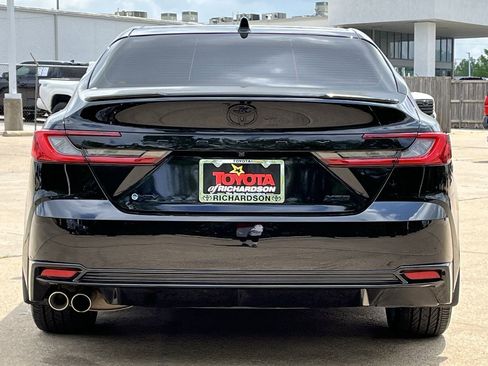Used 2025 Toyota Camry XSE w/ Premium Package FWD image 5