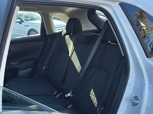 Used 2025 Honda HR-V LX image 27