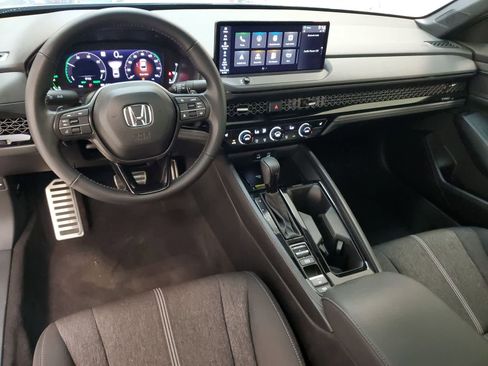 Certified 2025 Honda Accord Sport image 19