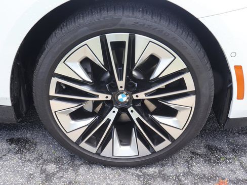 Used 2026 BMW 530i RWD image 41