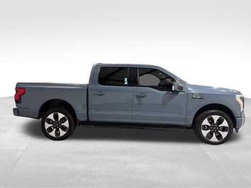 Used 2023 Ford F150 Lightning Platinum image 5