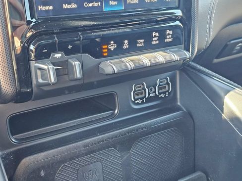 Used 2022 RAM 1500 Limited AWD/4WD image 29