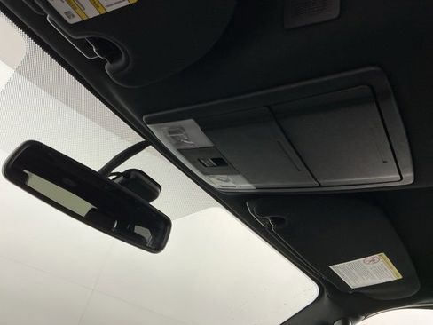 Used 2015 Lincoln Navigator L 4WD image 20