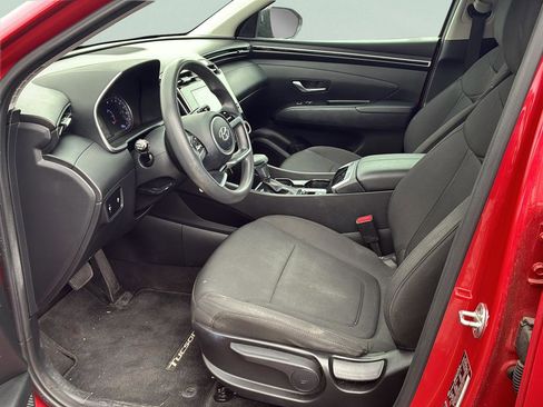 Used 2022 Hyundai Tucson SE image 10