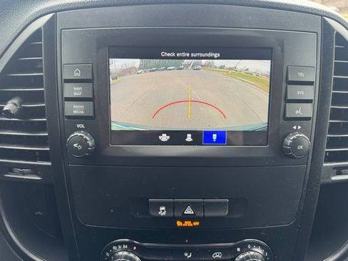 Used 2022 Mercedes-Benz Metris image 26