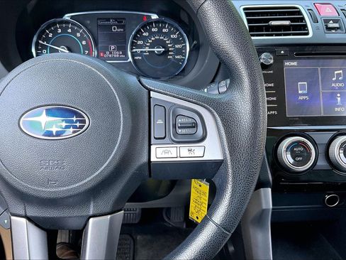 Used 2018 Subaru Forester 2.5i Premium AWD/4WD image 18