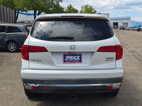 Used 2018 Honda Pilot Touring image 6
