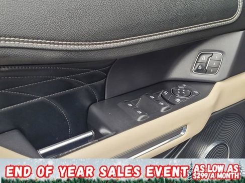 Used 2019 Ford Expedition Platinum image 18