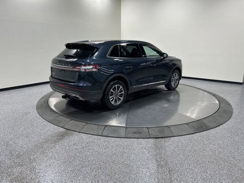 Used 2022 Lincoln Nautilus Reserve image 6