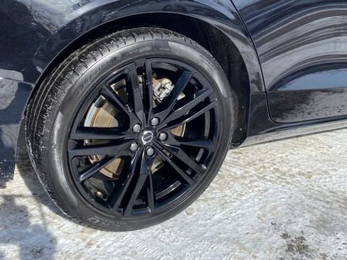 Used 2025 Volvo S60 T8 Ultra image 11