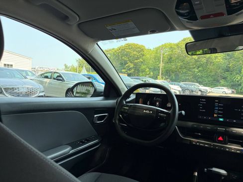 Used 2025 Kia K4 FWD image 33