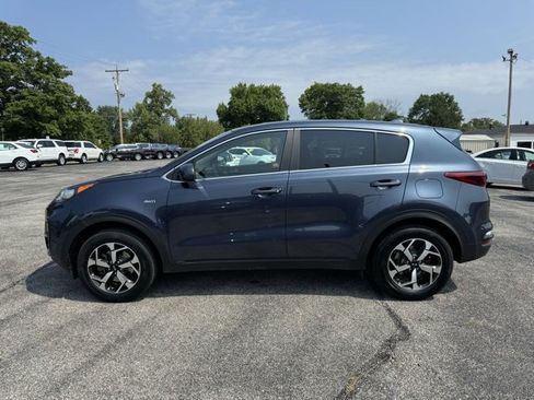 Used 2022 Kia Sportage LX image 9