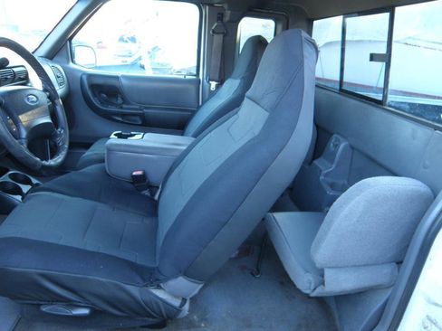 Used 2002 Ford Ranger XLT image 9