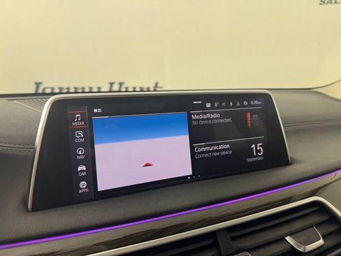 Used 2020 BMW 740i xDrive w/ Cold Weather Package AWD/4WD image 21
