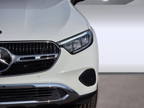 Used 2026 Mercedes-Benz GLC 300 4MATIC image 10