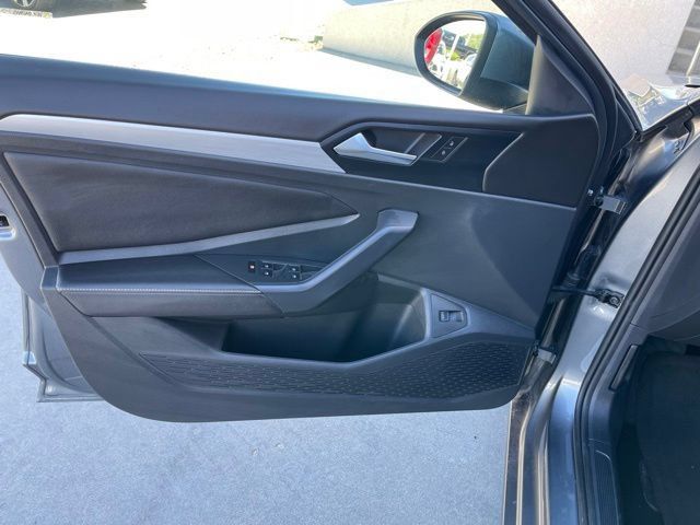 Used 2025 Volkswagen Jetta S FWD image 12