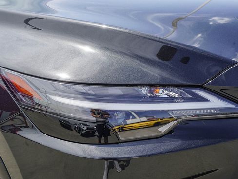 Used 2025 Lexus RX 350 Premium w/ Accessory Package (Z1) FWD image 11