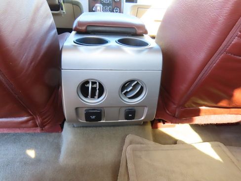 Used 2014 Ford F150 King Ranch w/ King Ranch Luxury Package image 21