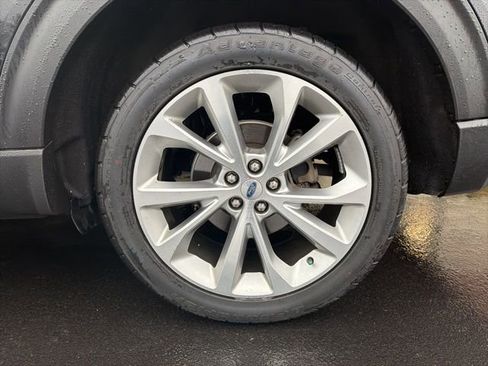 Used 2021 Ford Explorer Platinum w/ Equipment Group 601A image 8