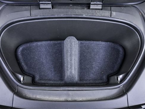 Certified 2023 Volvo C40 P8 Recharge Ultimate image 36