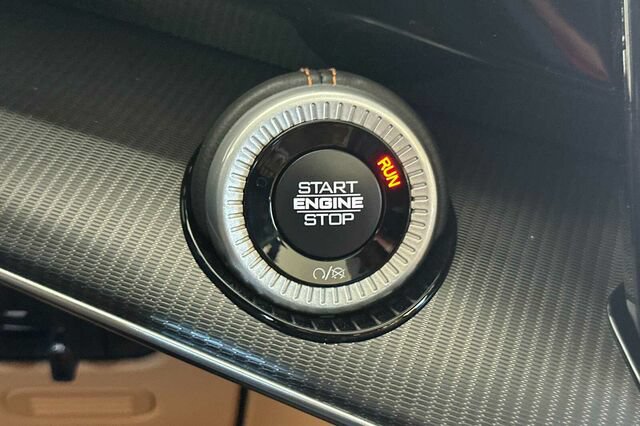 New 2026 Jeep Grand Wagoneer L Summit AWD/4WD image 21