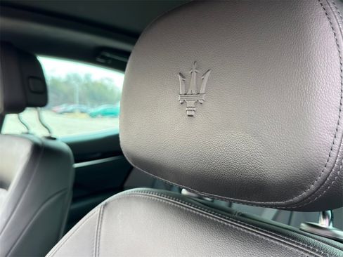 Certified 2023 Maserati Levante GT image 12