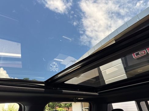 Used 2019 Ford F150 Lariat image 46