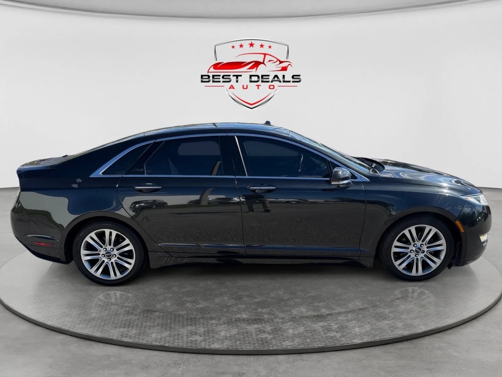 Used 2015 Lincoln MKZ Hybrid w/ Equipment Group 201A Select FWD image 6