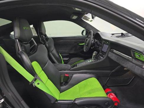 Used 2019 Porsche 911 GT3 RS image 8