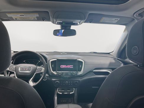 Used 2023 GMC Terrain SLE w/ Driver Convenience Package image 22