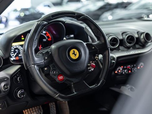 Used 2014 Ferrari F12 Berlinetta RWD image 43