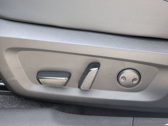New 2026 Mitsubishi Outlander LE FWD image 20