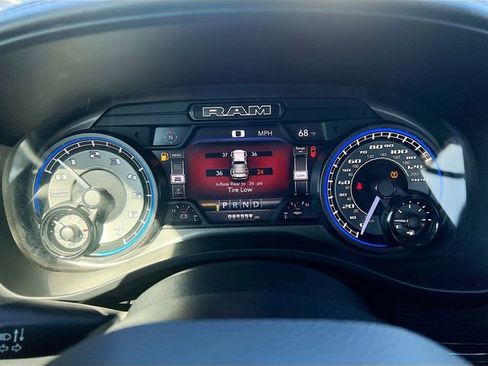 Used 2022 RAM 1500 Limited image 15